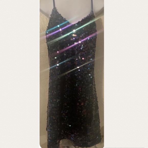 DKNY Women Sequins Spaghetti Strap Short
Fit + Flare Cocktail Dress Size: S Nwt - Picture 6 of 11
